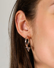 Load image into Gallery viewer, &quot;Twist&quot; post earrings
